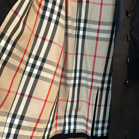 Burberry Black Double Breasted Hooded Trench Coat Size 10 - Picture 6 of 16